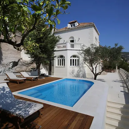 Captain's View Seaview & Pool Villa Dubrovnik