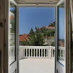 فيلة Captain's View Seaview & Pool *