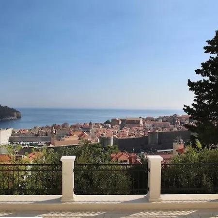 빌라 Captain's View Seaview & Pool *