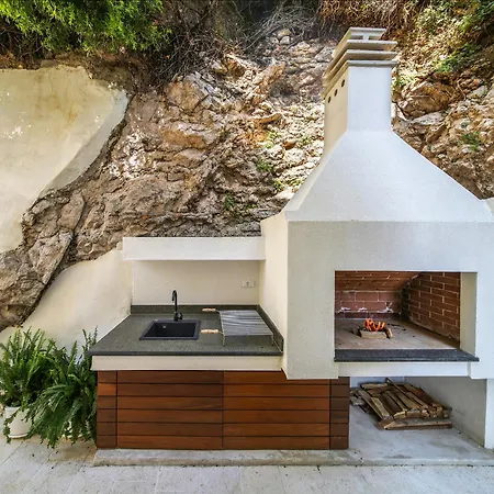 Willa Captain's View Seaview & Pool