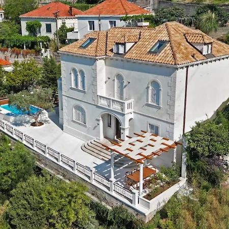 Captain's View Seaview & Pool Vila Dubrovník