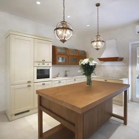 빌라 Captain's View Seaview & Pool