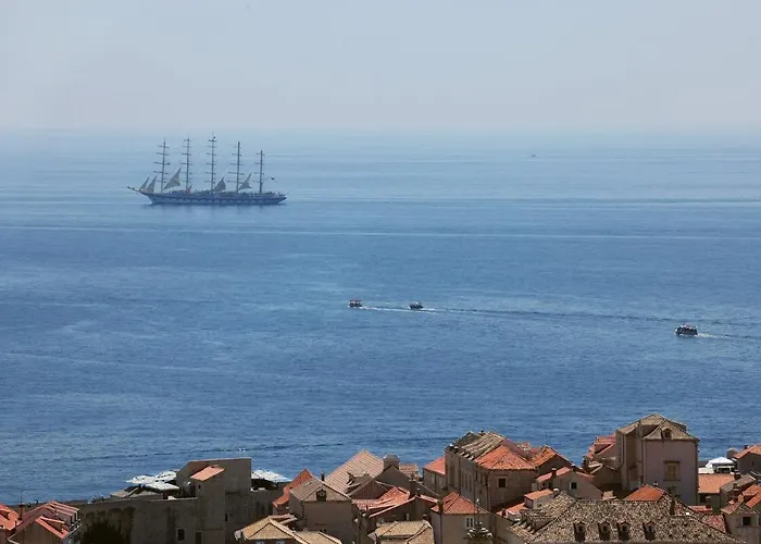 Captain's View Seaview & Pool فيلة دوبروفينك