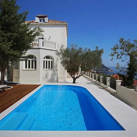 Villa Captain's View Seaview & Pool